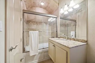 6417 Rodrigo Street, Houston, TX 77007 - Photo 30