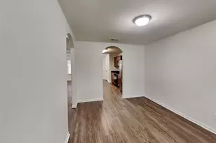 10200 Red Fern Ct, Conroe, TX 77385 - Photo 4