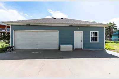 876 Kahla Drive, Crystal Beach, TX 77650 - Photo 42