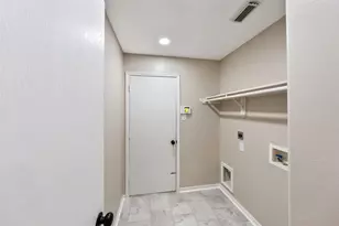 7826 Chervil Ln, Baytown, TX 77521 - Photo 22