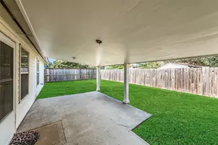 7826 Chervil Ln, Baytown, TX 77521 - Photo 26
