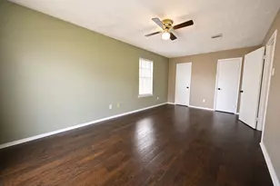 220 N William Barnett Ave, Cleveland, TX 77327 - Photo 16