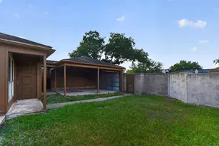 8151 Misty Ridge Ln, Houston, TX 77071 - Photo 28