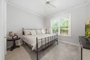 10 E Majestic Woods Pl, The Woodlands, TX 77382 - Photo 20