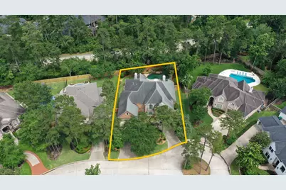 10 E Majestic Woods Place, The Woodlands, TX 77382 - Photo 46