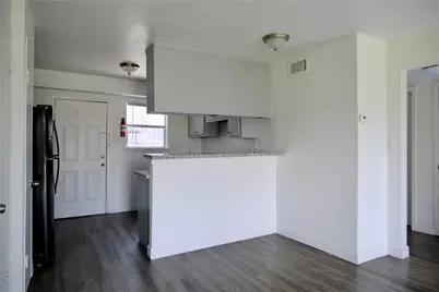 5602 Market Street #11, Houston, TX 77020 - Photo 8