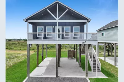 1041 Sunset Circle W, Crystal Beach, TX 77650 - Photo 4