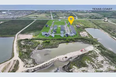 1041 Sunset Circle W, Crystal Beach, TX 77650 - Photo 10