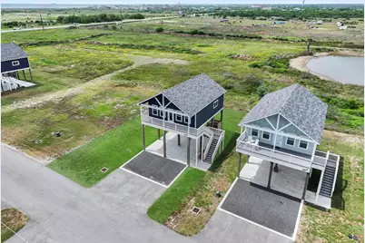 1041 Sunset Circle W, Crystal Beach, TX 77650 - Photo 40