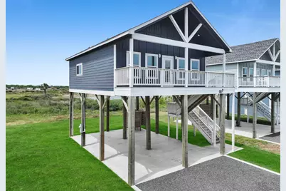 1041 Sunset Circle W, Crystal Beach, TX 77650 - Photo 2