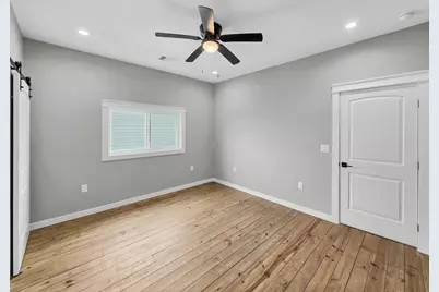 1041 Sunset Circle W, Crystal Beach, TX 77650 - Photo 32