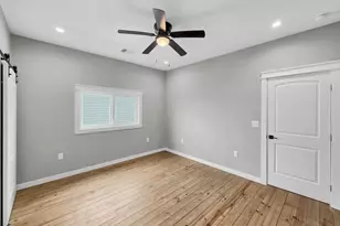 1041 Sunset Circle W, Crystal Beach, TX 77650 - Photo 32