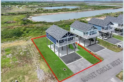 1041 Sunset Circle W, Crystal Beach, TX 77650 - Photo 12