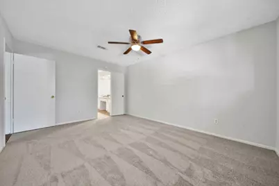 7846 Kendalia Drive, Houston, TX 77036 - Photo 14