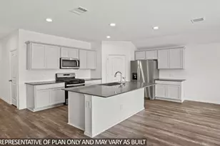 120 Rustic Crk Ct, Dayton, TX 77535 - Photo 2