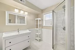 7823 Twin Hills Dr, Houston, TX 77071 - Photo 30