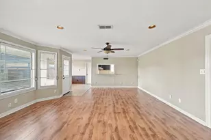 7823 Twin Hills Dr, Houston, TX 77071 - Photo 16