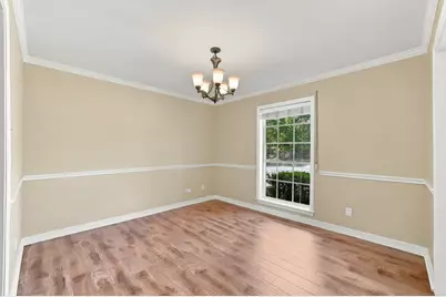 7823 Twin Hills Drive, Houston, TX 77071 - Photo 12
