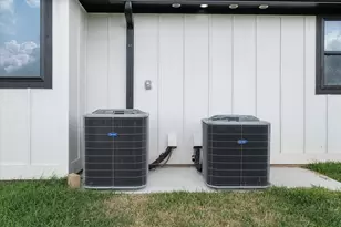 447 Sunset Trail, Angleton, TX 77515 - Photo 32