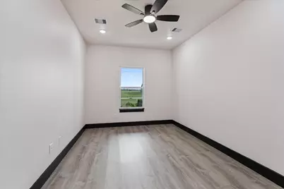 447 Sunset Trail, Angleton, TX 77515 - Photo 8