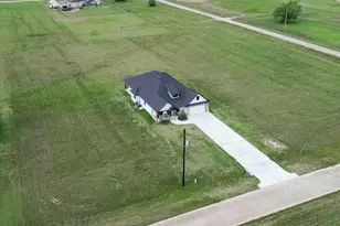 447 Sunset Trail, Angleton, TX 77515 - Photo 38