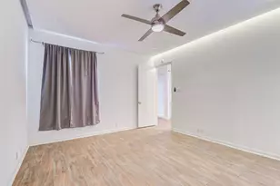 2829 Timmons Ln, Houston, TX 77027 - Photo 14