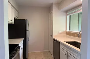 3300 Pebblebrook Dr, Seabrook, TX 77586 - Photo 10