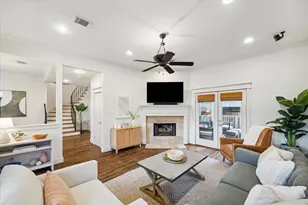 1915 Bradshaw St, Houston, TX 77008 - Photo 8