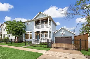 1915 Bradshaw St, Houston, TX 77008 - Photo 2