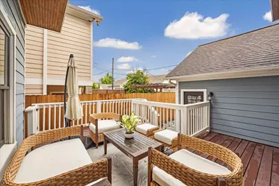 1915 Bradshaw Street, Houston, TX 77008 - Photo 26