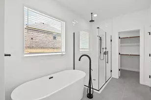 12911 Old Fashion Cir, Old River Winfree, TX 77535 - Photo 16