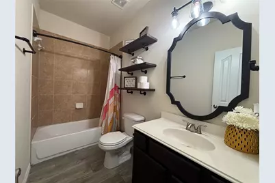 104 Avery Springs Lane, Dickinson, TX 77539 - Photo 12