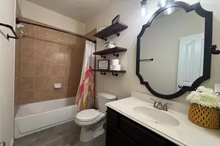 104 Avery Springs Ln, Dickinson, TX 77539 - Photo 12
