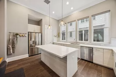 808 Cage Street, Houston, TX 77020 - Photo 1