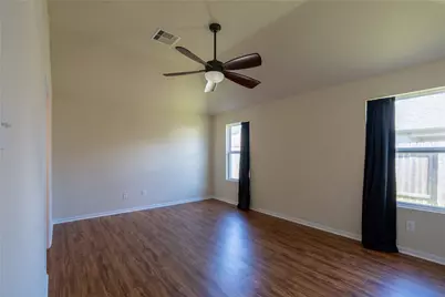 16815 Fallen Timbers Dr Drive, Conroe, TX 77385 - Photo 14