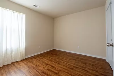 16815 Fallen Timbers Dr Drive, Conroe, TX 77385 - Photo 18