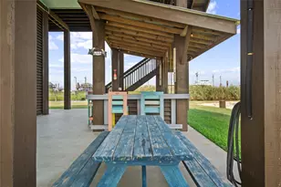 1086 Pennington St, Gilchrist, TX 77617 - Photo 34