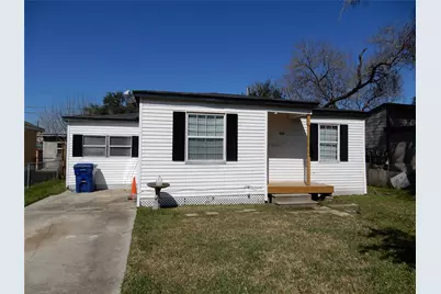 320 17th Avenue N, Texas City, TX 77590 - Photo 2