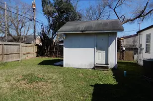 320 17th Ave N, Texas City, TX 77590 - Photo 10