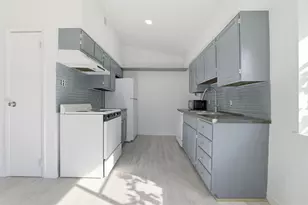 28600 Magnolia Ct, Huntsville, TX 77320 - Photo 2