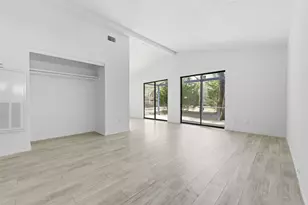 28600 Magnolia Ct, Huntsville, TX 77320 - Photo 4