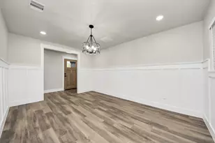 5523 Elm Tree Dr, Houston, TX 77048 - Photo 10