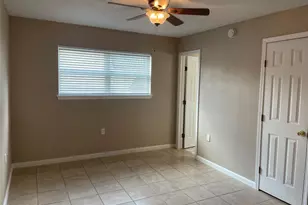 1914 Larrabee St, Seabrook, TX 77586 - Photo 6