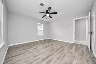 4914 Angleton Street, Houston, TX 77033 - Photo 14