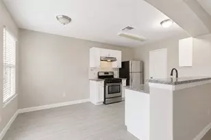 12511 Jade Treasure Dr, Houston, TX 77072 - Photo 6