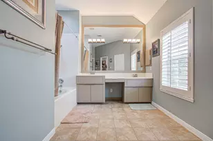 3027 Terrace Hills Ln, Houston, TX 77007 - Photo 38