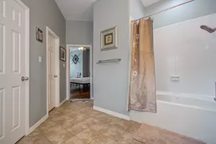 3027 Terrace Hills Ln, Houston, TX 77007 - Photo 40