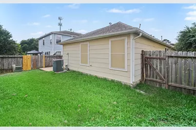 4406 Twisting Pine Court, Spring, TX 77373 - Photo 20
