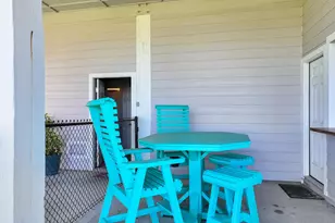 978 Sue Dr, Port Bolivar, TX 77650 - Photo 18