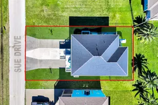 978 Sue Dr, Port Bolivar, TX 77650 - Photo 4